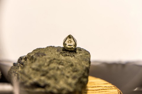Diamond with inclusion