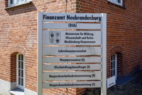 Neubrandenburg Tax Office