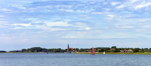 View across the Saaler Bodden to Wustrow in Fischland