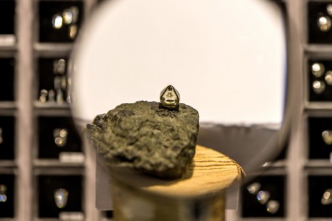 Diamond with inclusion