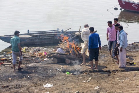 Cremation site of deceased Hindus on the Ganges