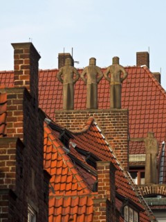 The Seven Lazy Ones in Boettcherstrasse