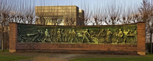 Crucible casting monument