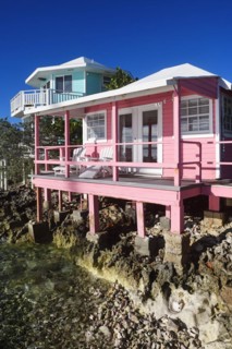 Holiday Apartments in Staniel Cay Harbour