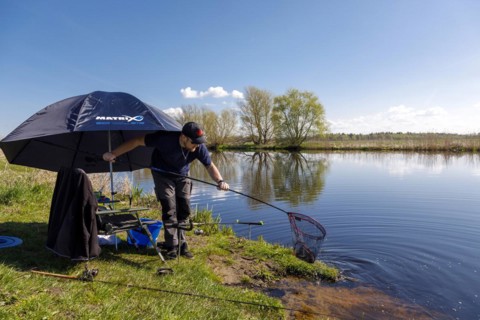 Angler at the Giselau Canal caught a bream