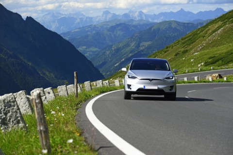 Round trip with TESLA Model X 75