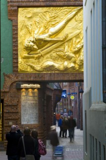 The entrance to Boettcherstrasse