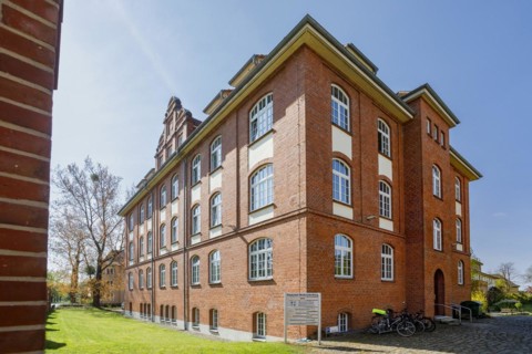 Neubrandenburg Tax Office