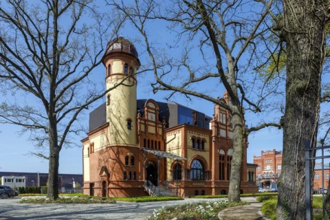 Old Officers Mess
