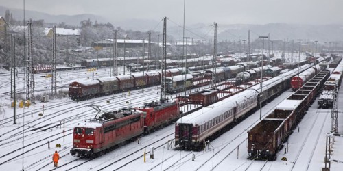 Train formation plant in the Vorhalle district in winter
