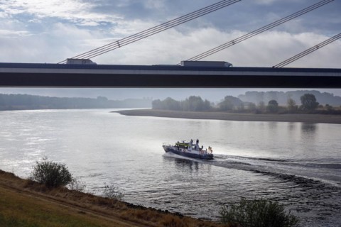 Police boat of the Rhine water police at Fleher Bridge