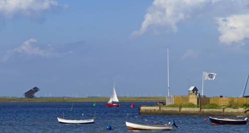 Approach to the harbour with a view of Graswarder