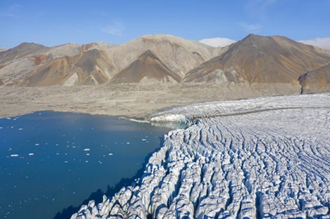 Aerial view over Recherchebreen