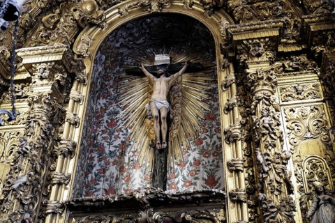 Side altar