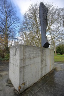 Sculpture and monument by Erich Fritz Reuter 1959 for Wilhelm Conrad Roentgen