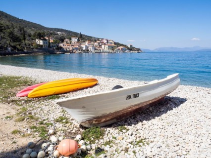 Boats on the beach near the fishing village of Valun