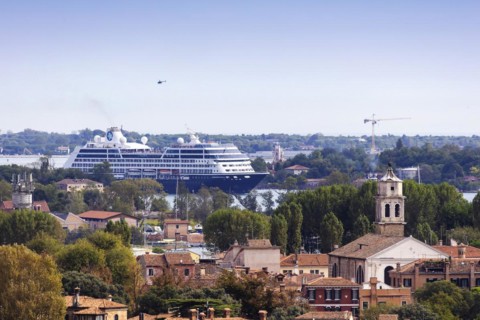 The cruise ship Azamara Pursuit of the shipping company Azamara Club Cruises sails to the cruise terminal Stazione Marittima. Meanwhile