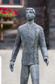 Monument to Cesar Ritz