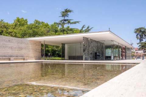 Pavello Mies Van Der Rohe