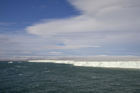 Brasvellbreen glacier