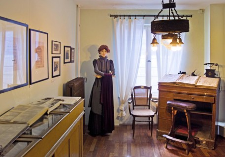 Historical exhibition in the Karstadt flagship store