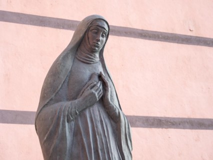 Statue of a nun