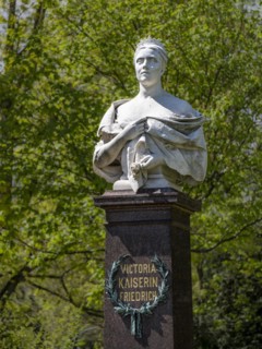 Marble bust