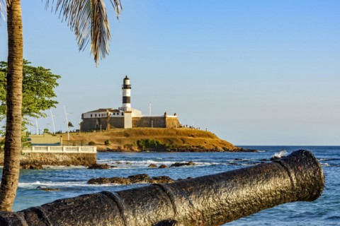 Old cannon and the Barra Lighthouse