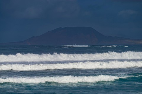 Surf waves