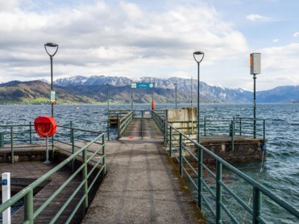 Ship mooring