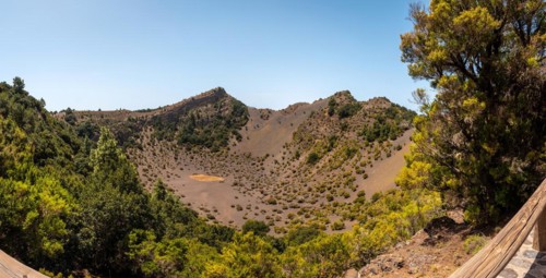 Panoramic of the Fireba volcano from La Llania park in El Hierro