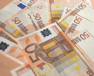 Fifty Euro notes