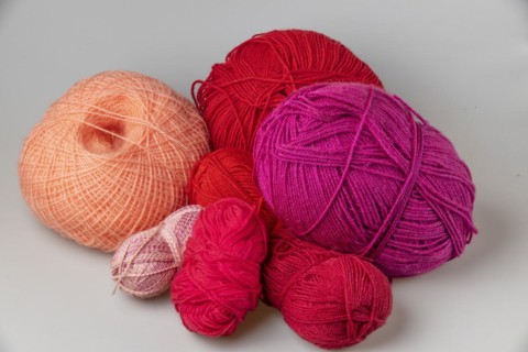 Wool in red