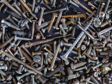 Set of screws