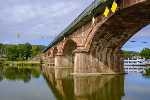 Old Main Bridge with Mainlaende