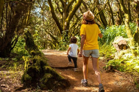 Mother and son walking in La Llania on El Hierro
