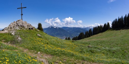 Summit cross on the Baerenkoepfle