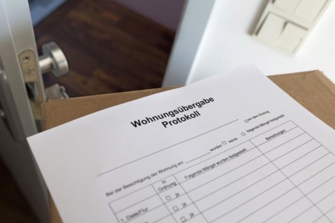 Subject: Handing over of a flat. Protocol for the handover of a rented flat to the landlord.