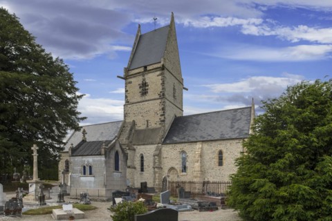 Church eglise Saint-Come-et-Saint-Damien