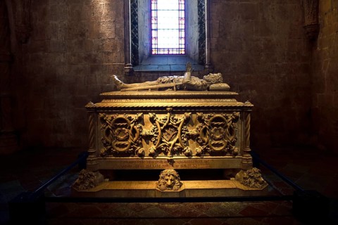 Tomb of Simao Josa da Luz Soriano