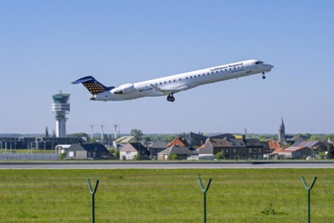 Bombardier CRJ-900LR