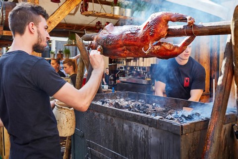 Suckling pig