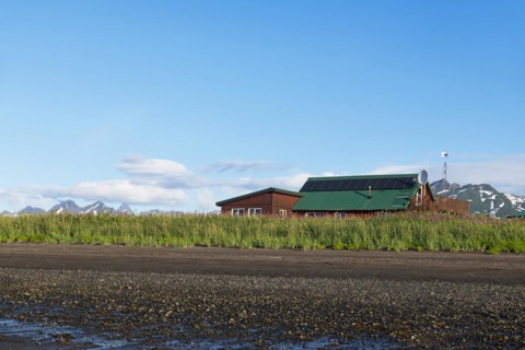 Katmai Wilderness Lodge