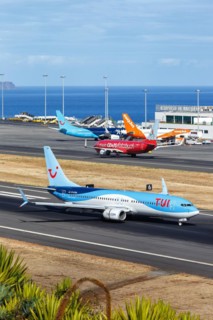TUI Boeing 737-800 aircraft at Madeira Airport