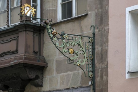 Historical nose sign from an inn