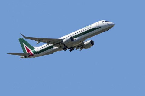 Embraer ERJ-190-100LR