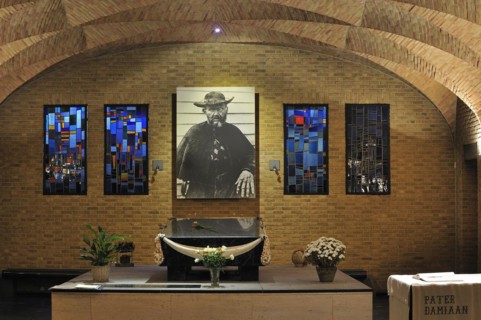 The grave of Father Damien