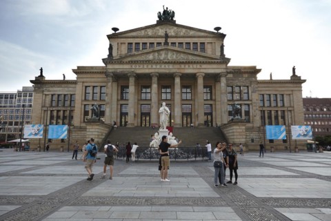 Concert hall Berlin and Schillerbrunnen at Gendarmenmarkt