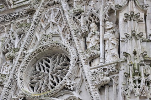 Rose window of the chapel of the Holy Spirit