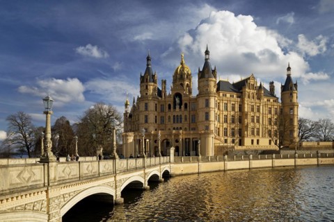 Schwerin Castle with the Castle Bridge to the Castle Island